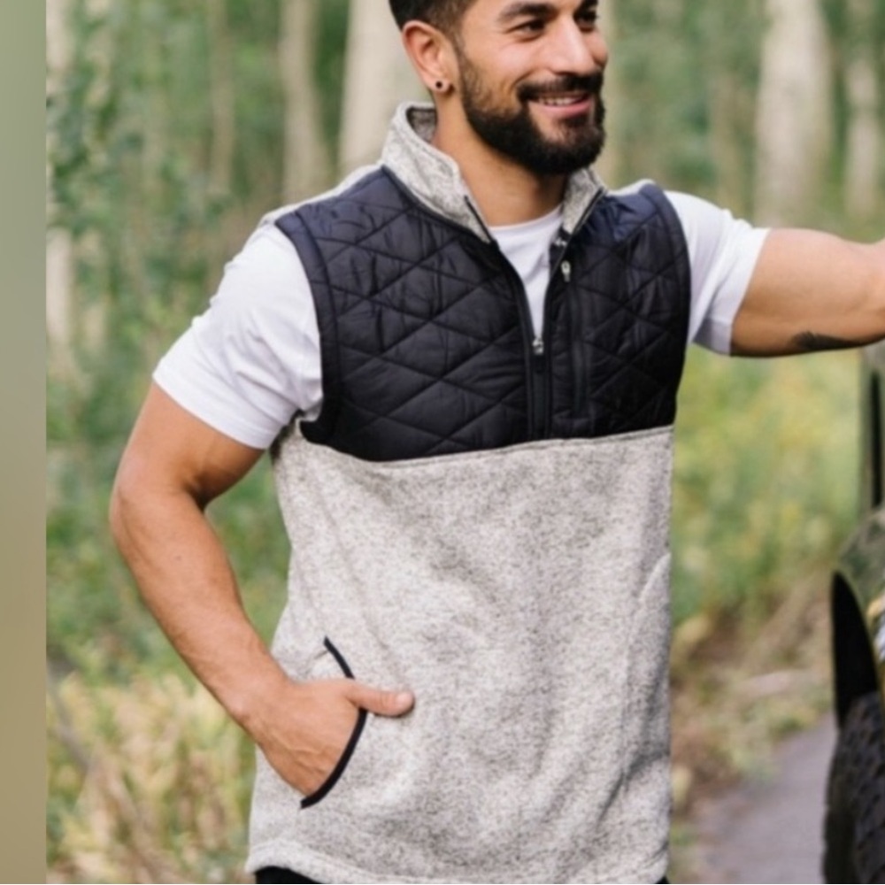 ZYIA Men's Black & Gray Quilted-Shell Fleece Vest